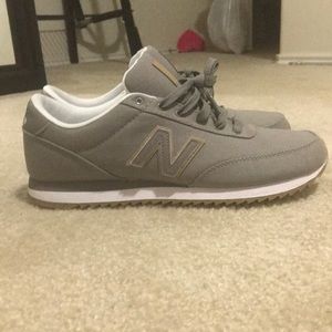 Grey new balance sneakers